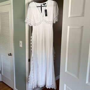 NEW WITH TAGS Lulu’s small “Sweeten the Occasion” dress.